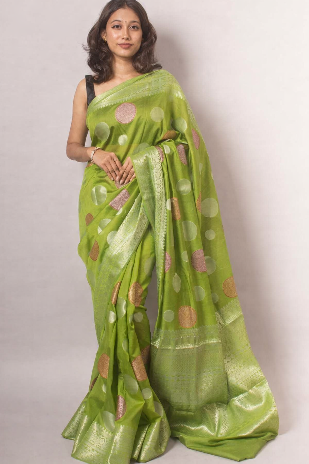 Pure Georgette Banarasi Meenadar Gola Boota Saree Online