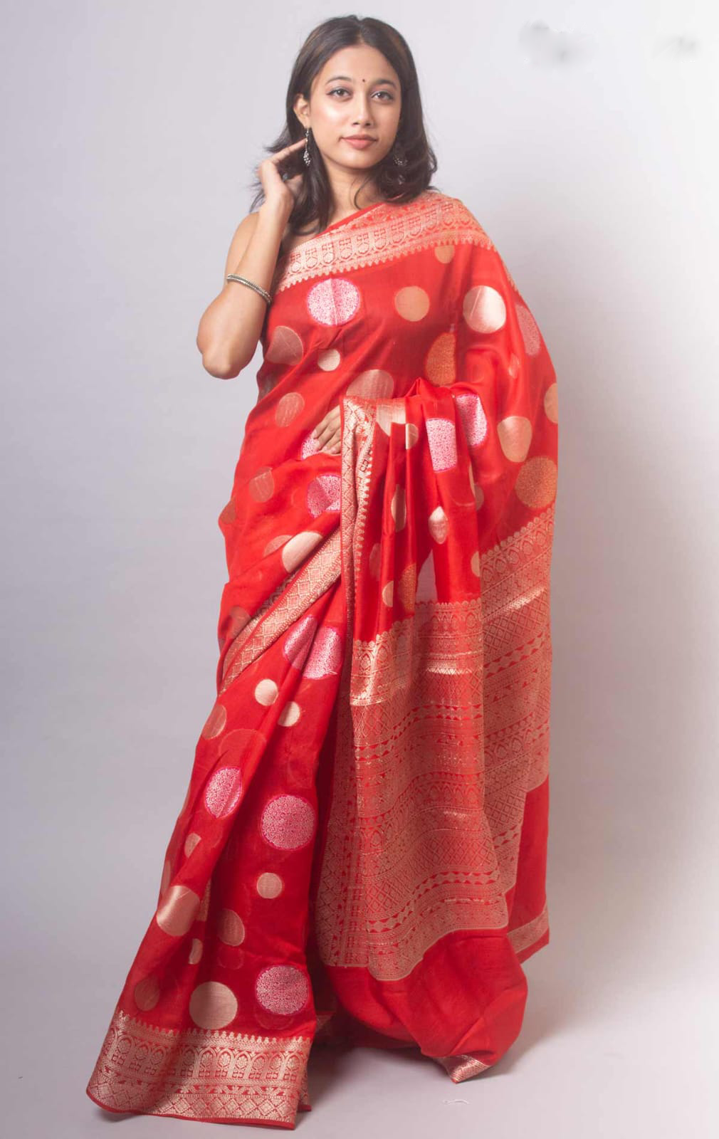 Pure Georgette Banarasi Meenadar Gola Boota Saree Online