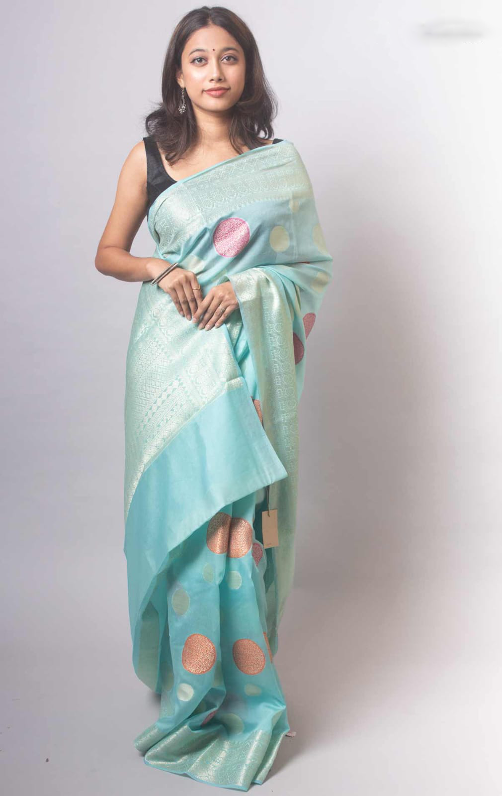 Pure Georgette Banarasi Meenadar Gola Boota Saree Online