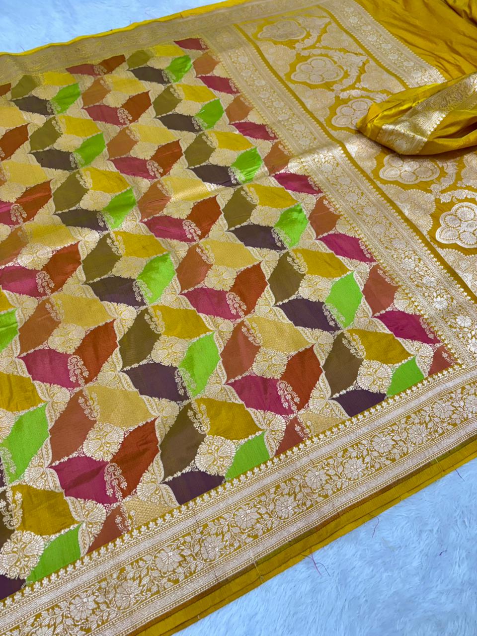 Banarasi Katan Handloom Rangkart Pure Silk Saree | Authentic Banaras Weave